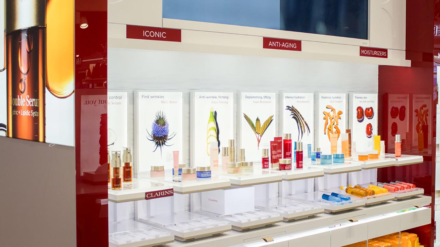 duratrans produktskilte Clarins backlit